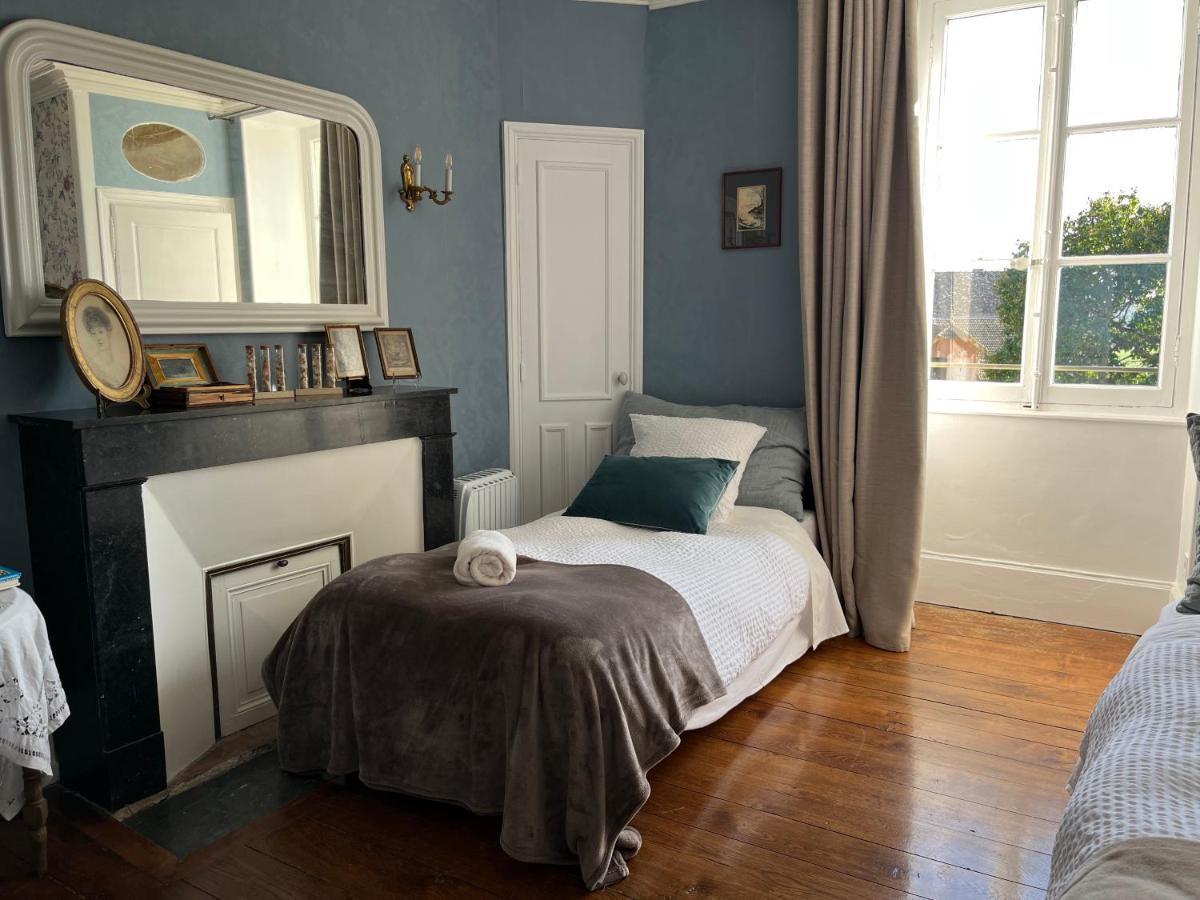 Chateau Du Mauny, Gites Et Chambres D'Hotes En Bourgogne Rosey Екстер'єр фото